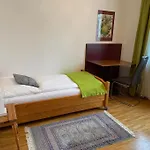 U-Room - Im Herzen Von Graz